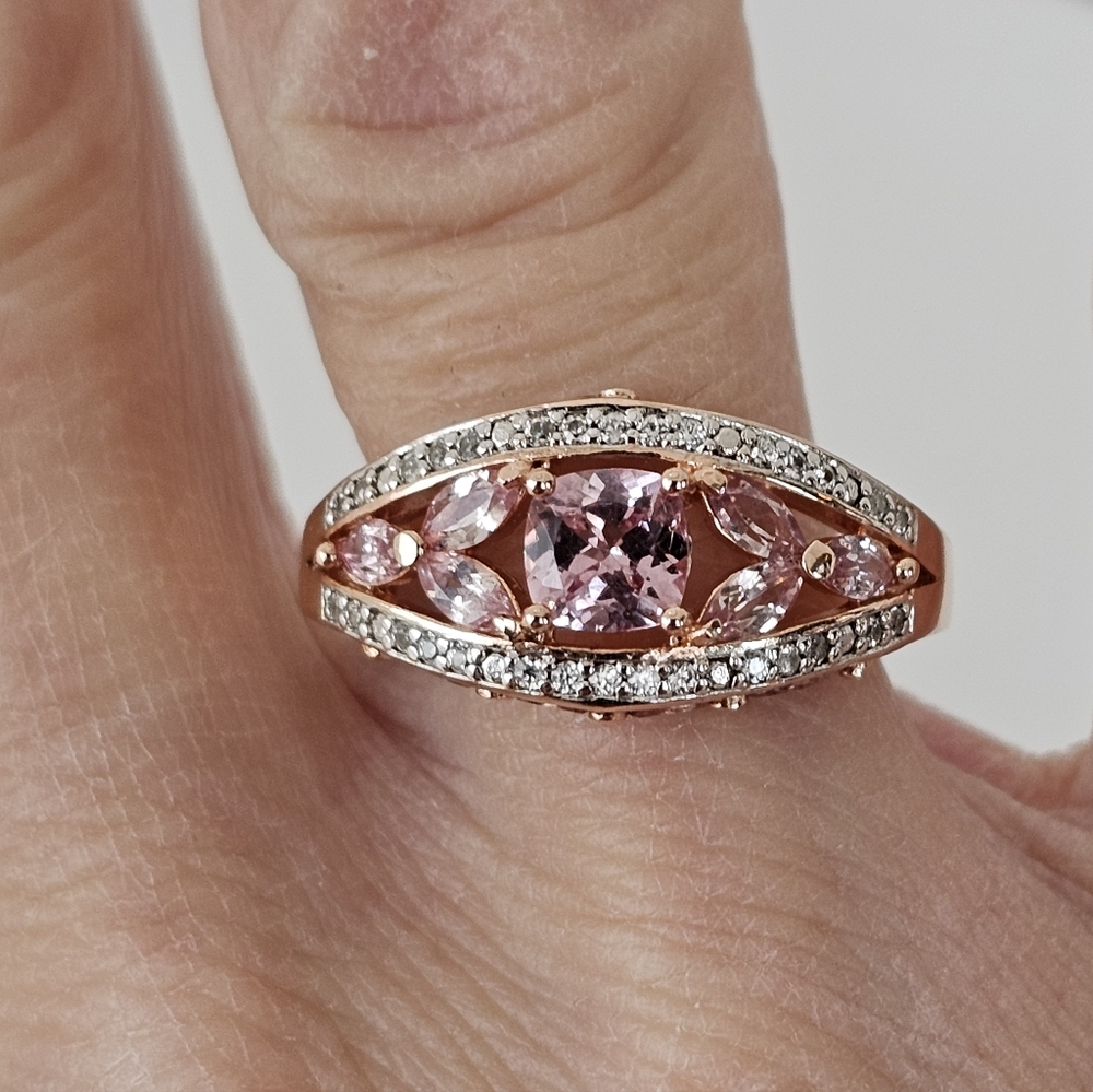 Natural Color Shift Garnet Ring 18K Rose Gold Vermeil Size 7.5! - Picture 5 of 8